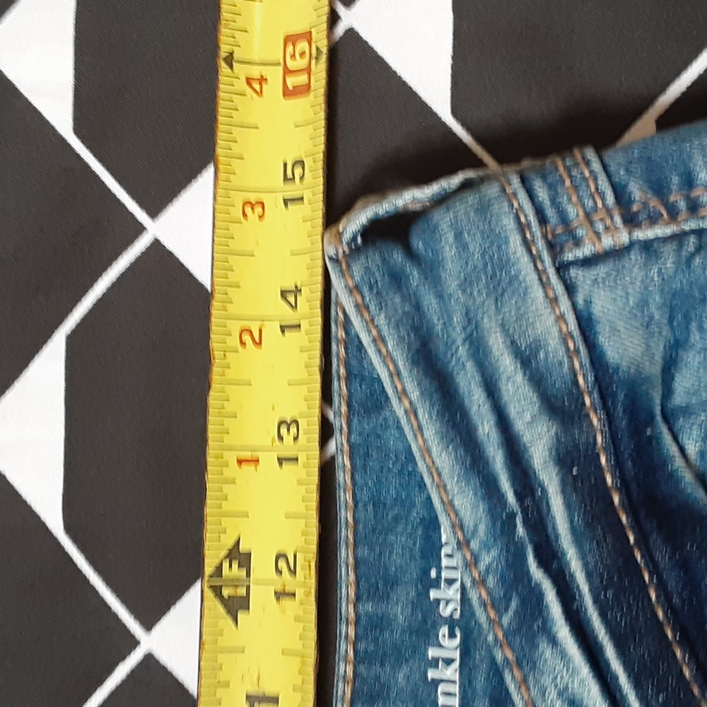 BEBE HEARTBREAKER ANKLE SKINNY JEANS, SIZE 30 - Picture 6 of 14